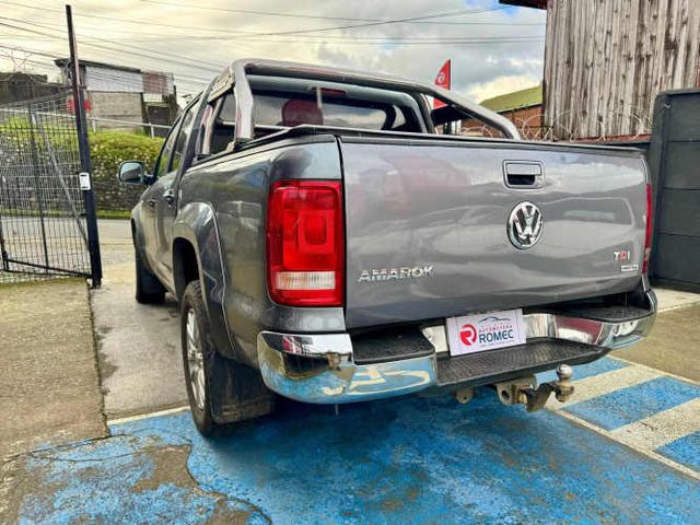 Volkswagen Amarok Highline 4x4 año 2016