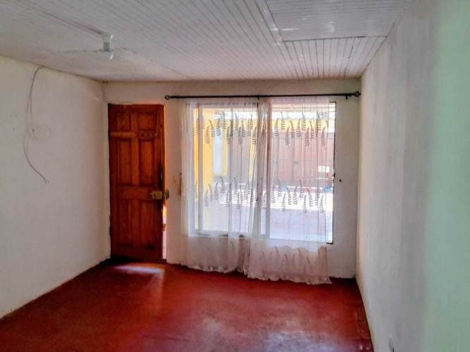 Casa en venta 4 dormitorios (117782)