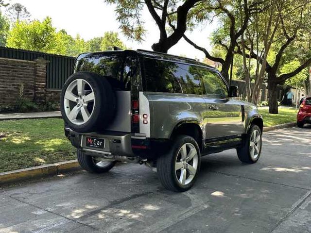 LAND ROVER DEFENDER 2024