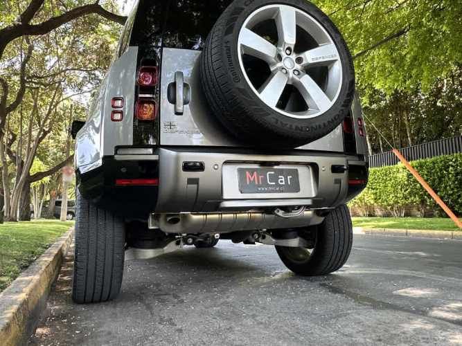 LAND ROVER DEFENDER 2024