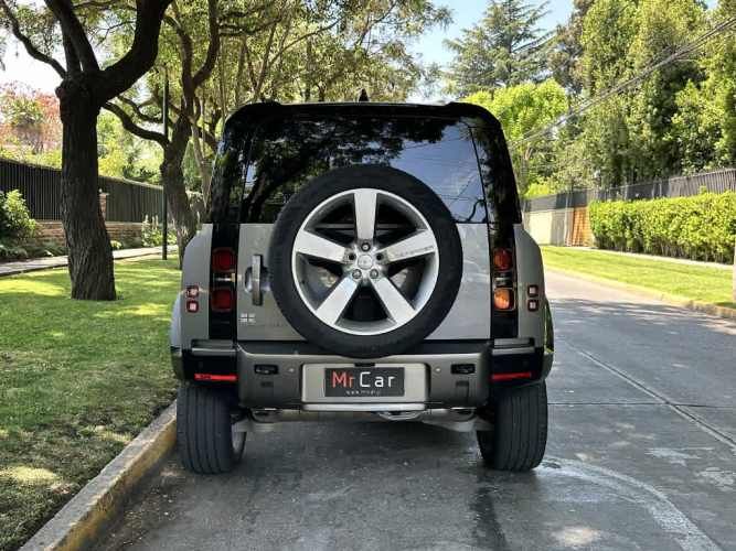 LAND ROVER DEFENDER 2024