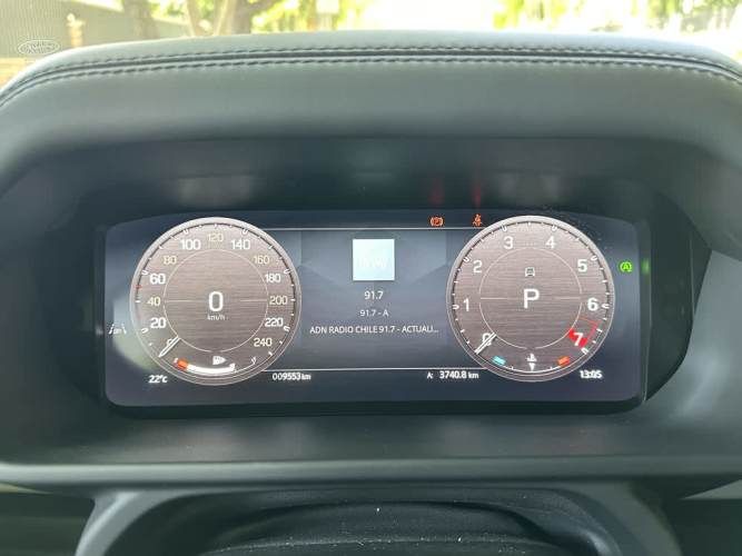 LAND ROVER DEFENDER 2024