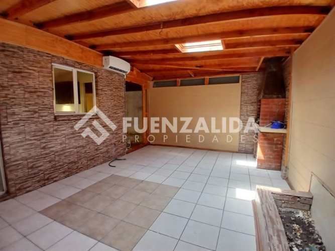 CASA Jardines del Valle/ Juan de Dios Malebrán