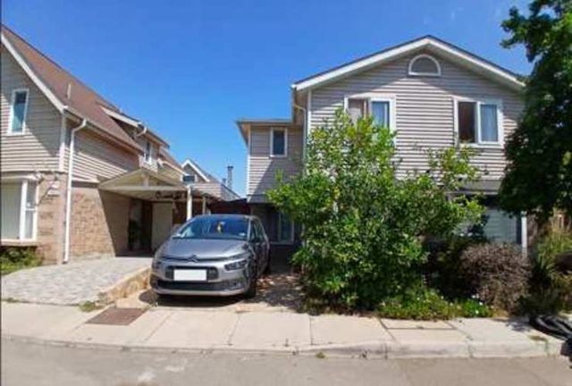 CASA Jardines del Valle/ Juan de Dios Malebrán
