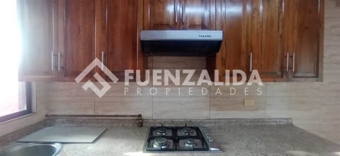 CASA Av Consistorial.