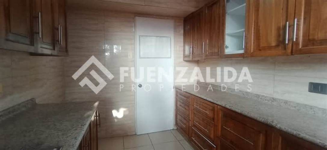 CASA Av Consistorial.