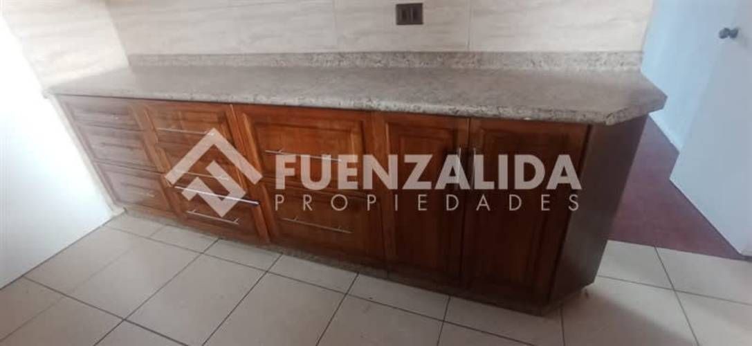 CASA Av Consistorial.