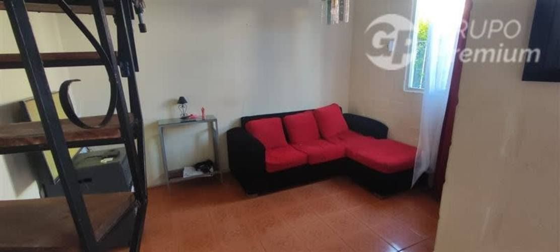 CASA Pasaje Sol De Maipú