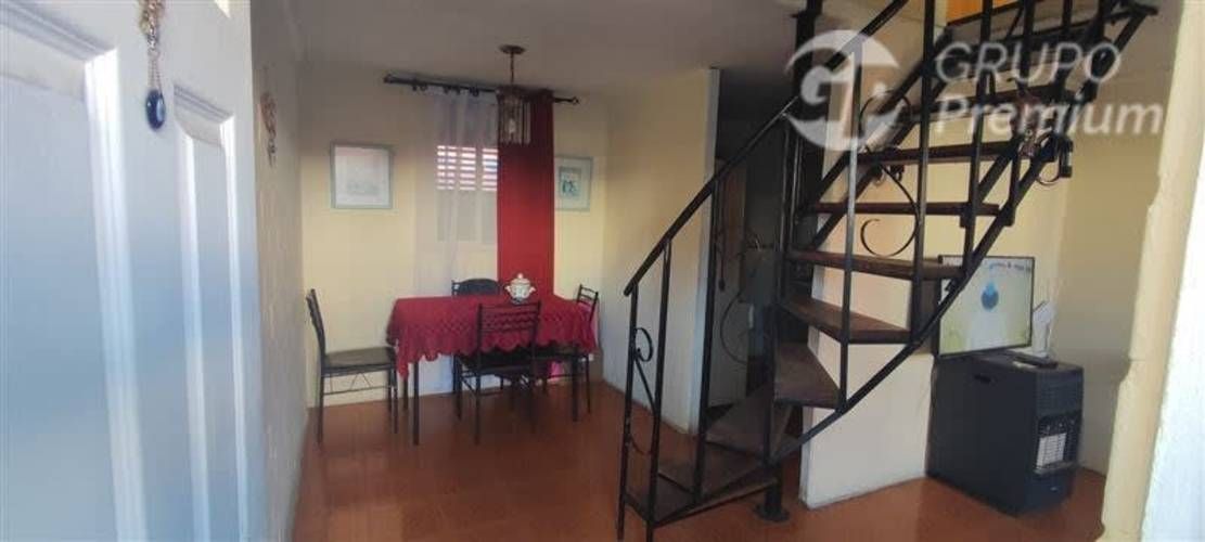 CASA Pasaje Sol De Maipú