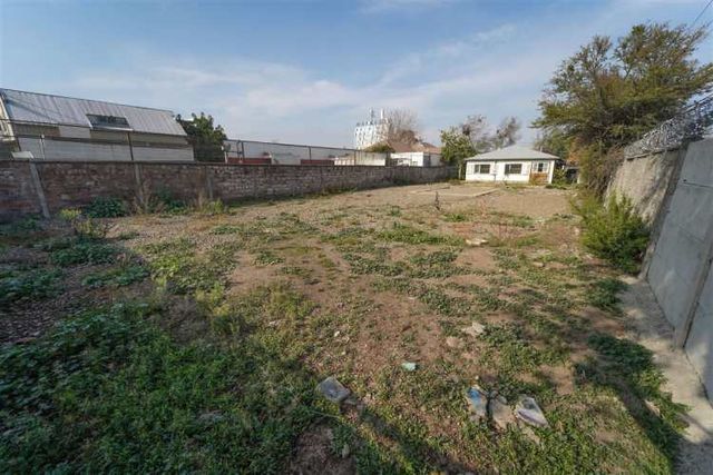 LOCAL COMERCIAL CASA COMERCIAL CONCHA Y TORO AMPLIO TERRENO