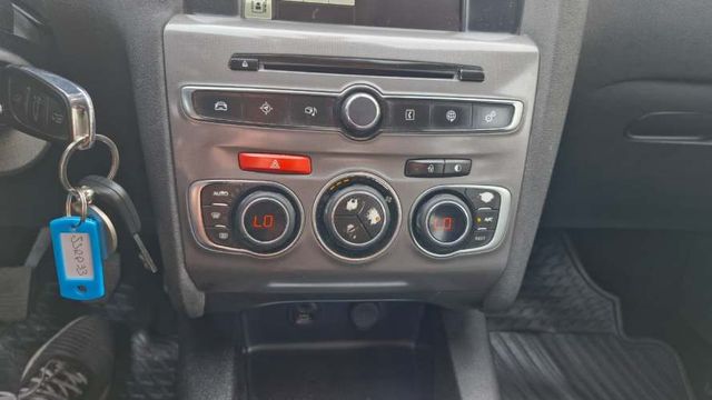 Citroen C4 1.6 HDI Feel Diesel HB S&S 115 BVM MT 5P (2017)