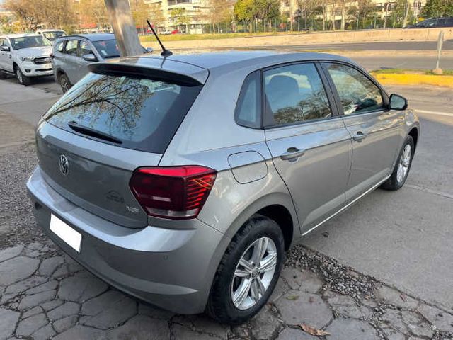 VOLKSWAGEN POLO COMFORTLINE 1.6 MT 2023 ÚNICO DUEÑO