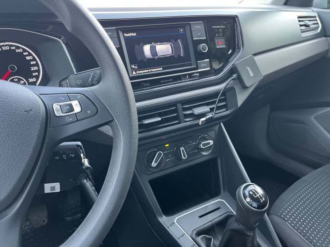 VOLKSWAGEN POLO COMFORTLINE 1.6 MT 2023 ÚNICO DUEÑO