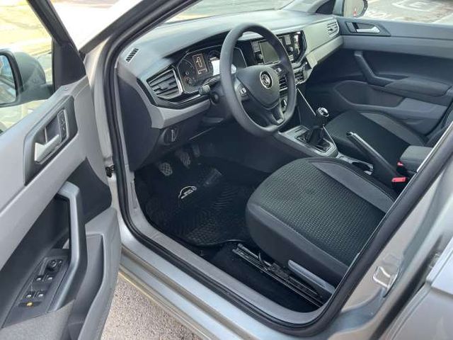 VOLKSWAGEN POLO COMFORTLINE 1.6 MT 2023 ÚNICO DUEÑO