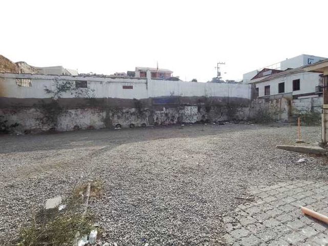 Terreno comercial inversión construir Locales (118354)