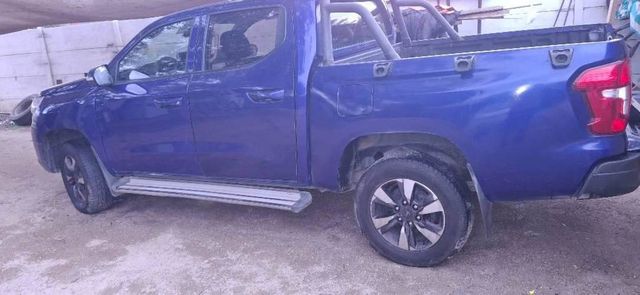 Camioneta doble cabina