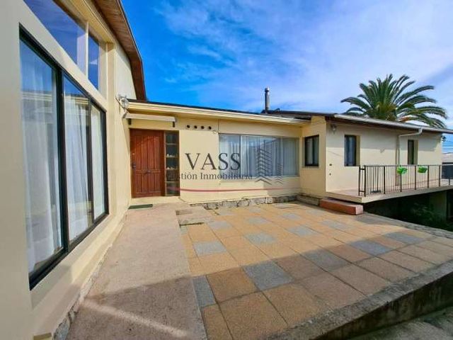 VASS vende casa 3D 2B 2E en el centro de Quilpué