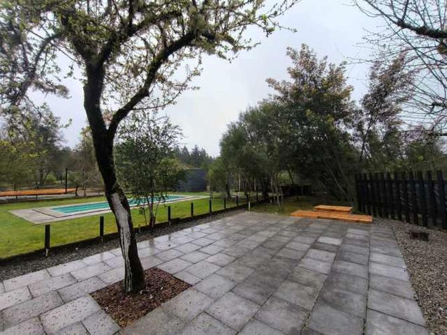 Vendo Hermoso Centro de Eventos Unihue