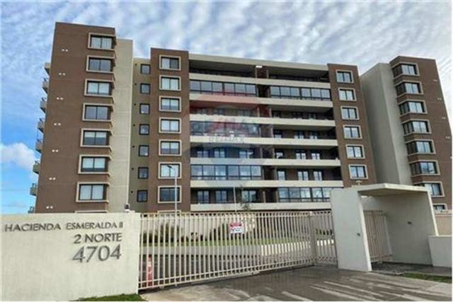 Se vende depto 2d+2b , 1 estac y 1 bodega