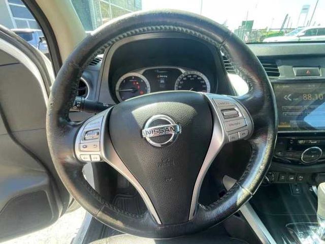 NISSAN NP300 2021