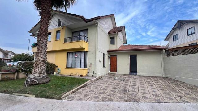 Casa en Ciudad Satélite Maipú Condominio 3 Dormitorios 3 Baños Trato Directo Dueño