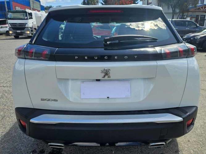 Peugeot 2008 2023 2008 Puretech 130 1.2