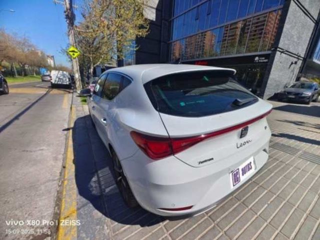 SEAT LEON 1.4 TSI AUTO FR 2023