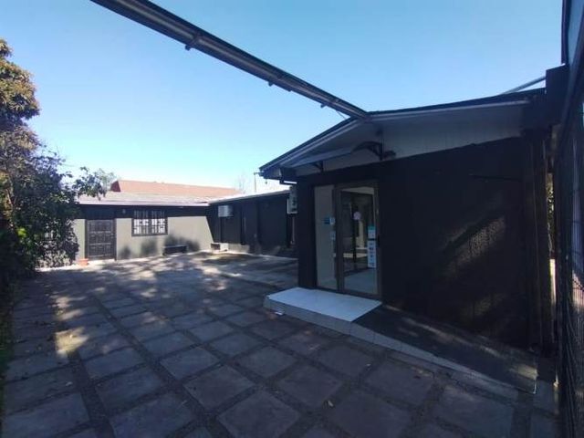 LOCAL COMERCIAL Vitacura / Rinconada