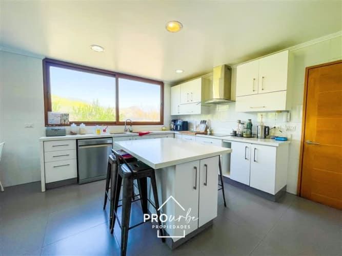 CASA Condominio Los Bosques II, Barrio Piedra Roja Chicureo