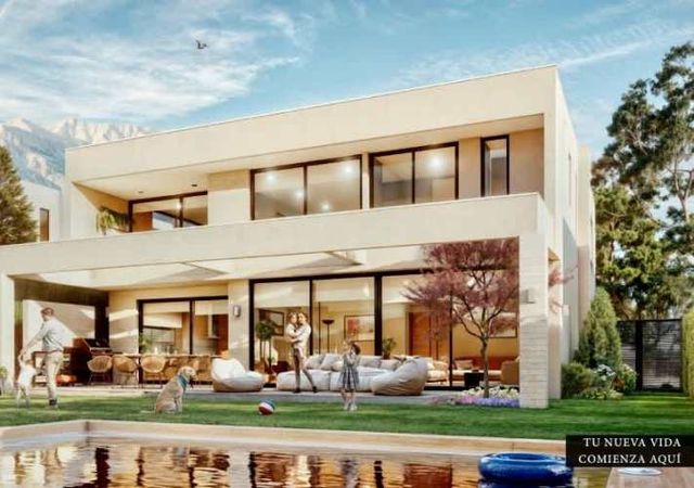 Casa JULIA BERNSTEIN / LA REINA ALTA