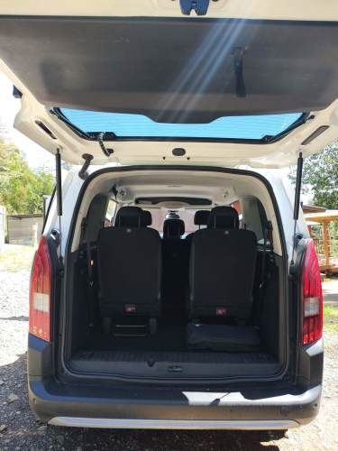 Peugeot Rifter, año 2020, Diesel,  1.6L BlueHDi