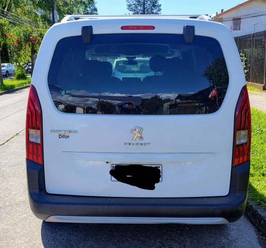 Peugeot Rifter, año 2020, Diesel,  1.6L BlueHDi