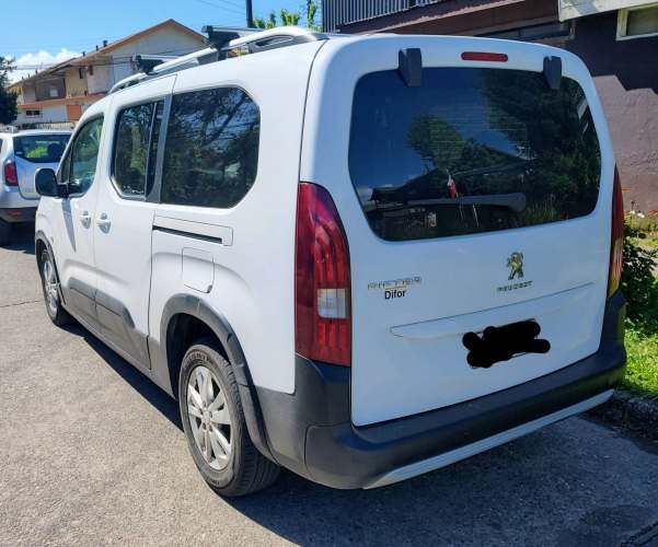 Peugeot Rifter, año 2020, Diesel,  1.6L BlueHDi