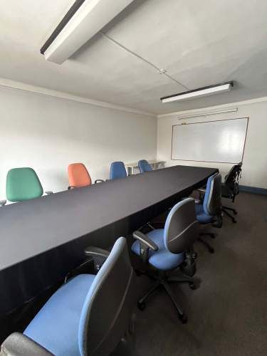 GRAN OPORTUNIDAD CASA OFICINA AVENIDA EJERCITO