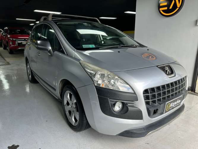 PEUGEOT 3008 2014