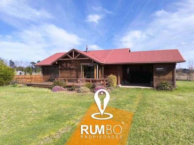 Casa en venta con Recepción sector Conquil, Villarrica