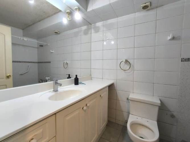 3D 3B Est y Bodg en Vital Apoquindo, Metro los Dom