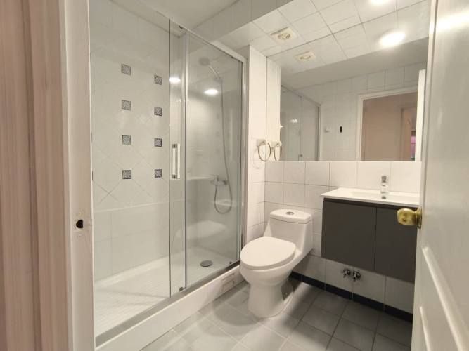 3D 3B Est y Bodg en Vital Apoquindo, Metro los Dom