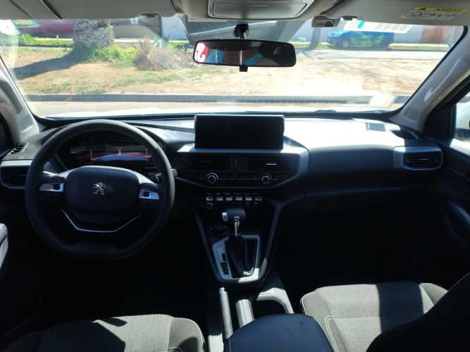 PEUGEOT LANDTREK HDI BLUE 2.2 AT DIESEL AFECTO A IVA