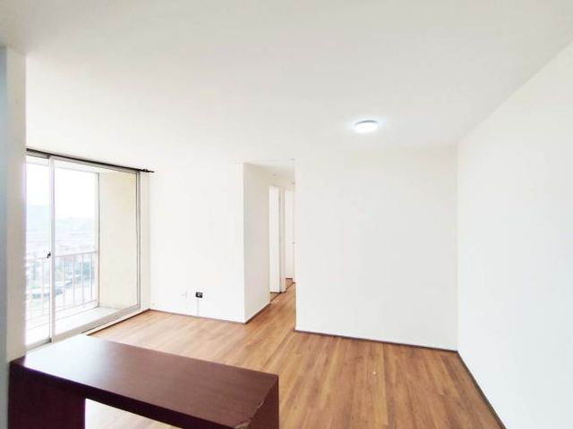 Pje Titán 4870 (1 Est )