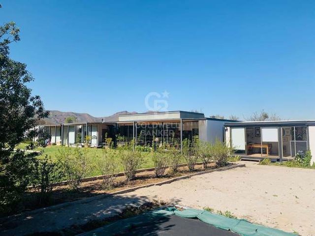 Construcción moderna/No Perimetral/Borde cancha