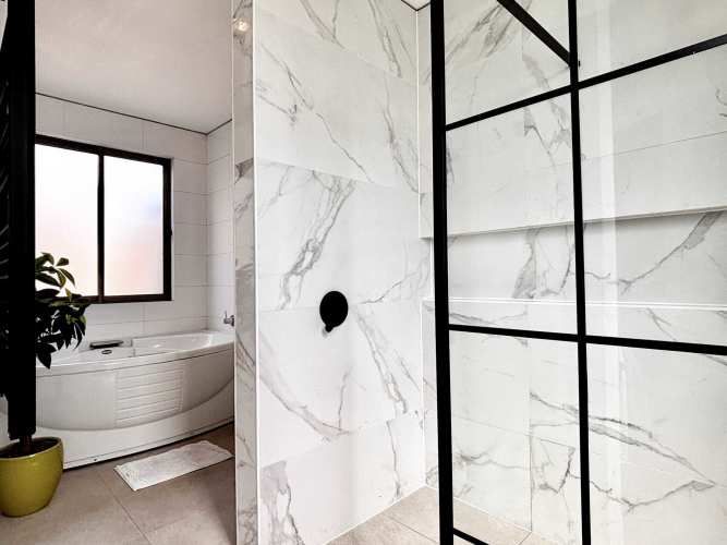 Distribución impecable - Remodelada (118723)