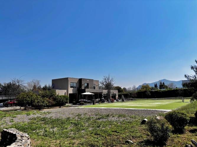 Distribución impecable - Remodelada (118723)