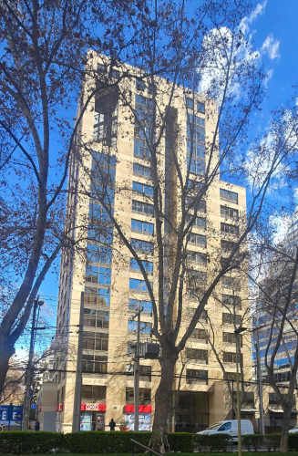 Oficina 4 Privados, 2 baños, kitchenette y Recepción