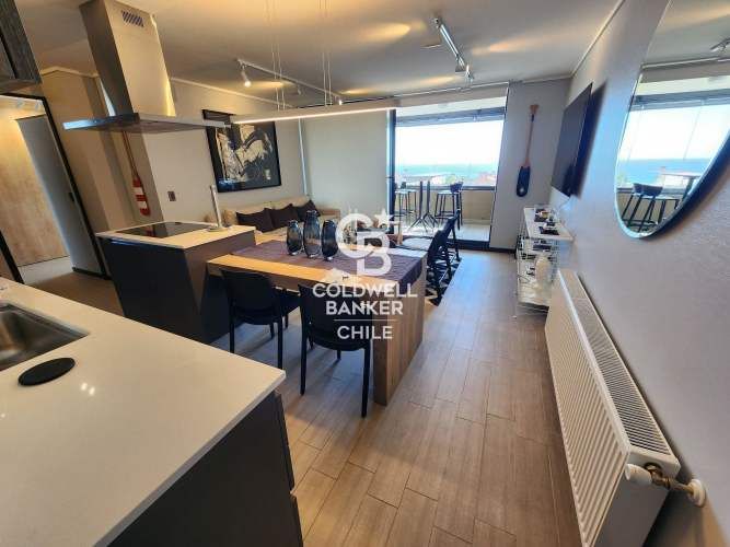 Inversión única: Depto. amoblado con vista al mar