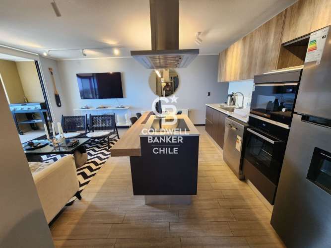 Inversión única: Depto. amoblado con vista al mar