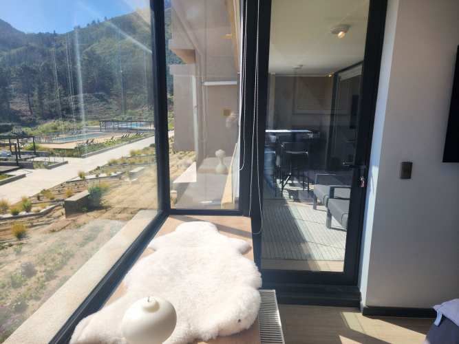 Inversión única: Depto. amoblado con vista al mar