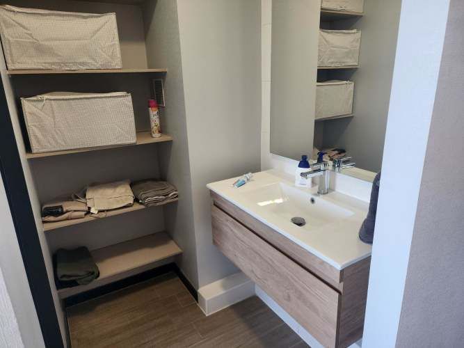 Inversión única: Depto. amoblado con vista al mar