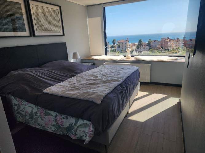 Inversión única: Depto. amoblado con vista al mar