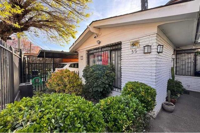 Excelente estado calle cerrada gran ubicacion